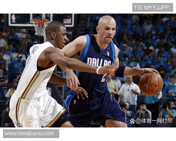 两位传奇控卫保罗与基德场边畅谈助攻榜第二第三的精彩瞬间回顾