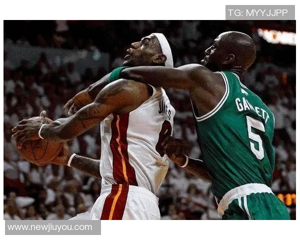 詹姆斯强调全场紧逼防守的重要性需依赖阵容深度的支撑