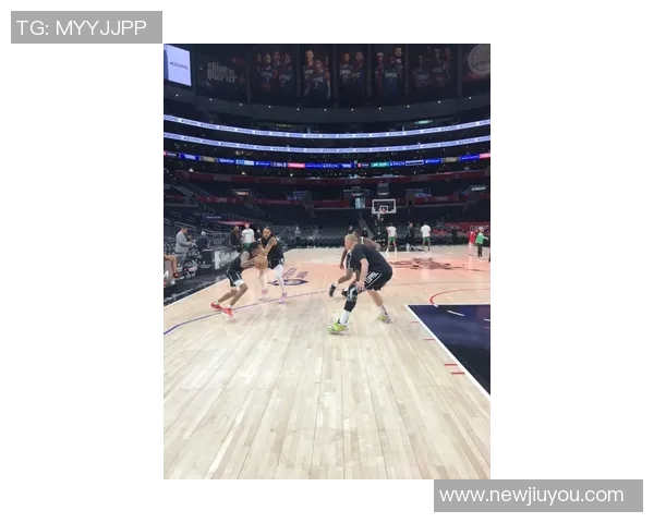 巴萨训练动态霍安加西亚复出在即孔德归队参与训练