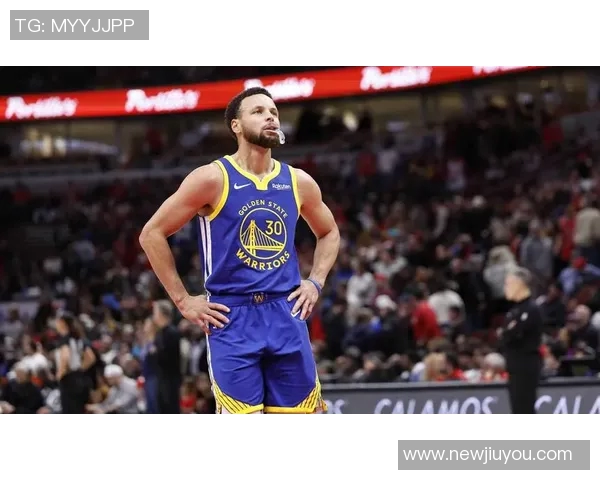 库里谈腿部恢复情况疼痛和耐受力仍需克服