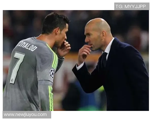 本泽马称赞齐达内执教能力并强调沙特联赛对顶级球员的需求